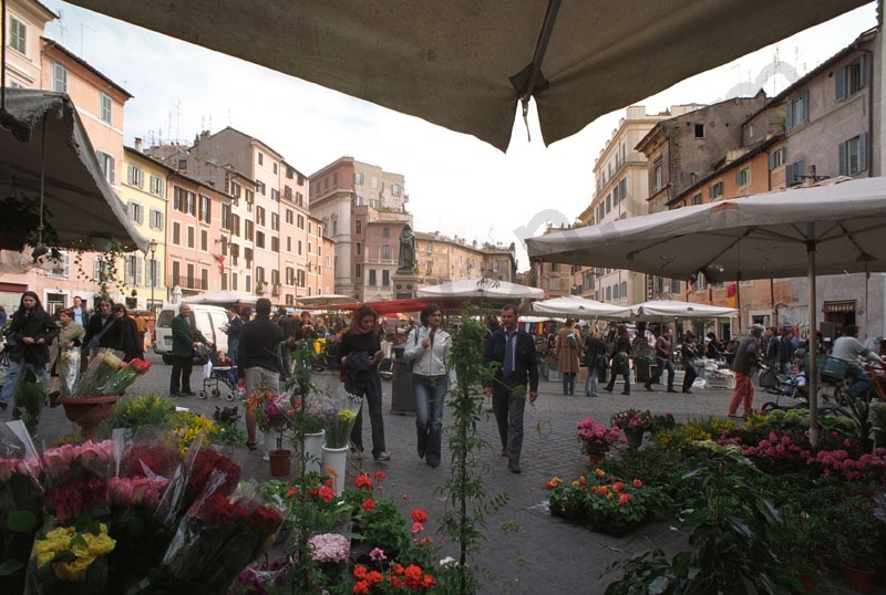 Piac a Campo de'Fiori terén.